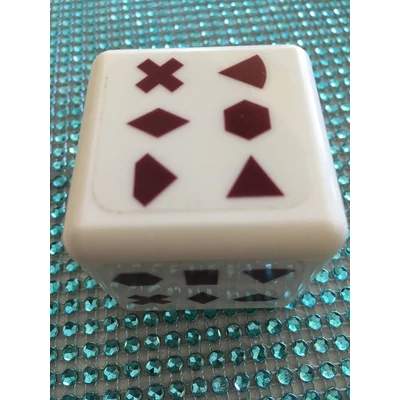 Társasjáték  logikai kocka